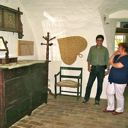 Borgo Madonna Degli Angeli - Charming In The Gardens !