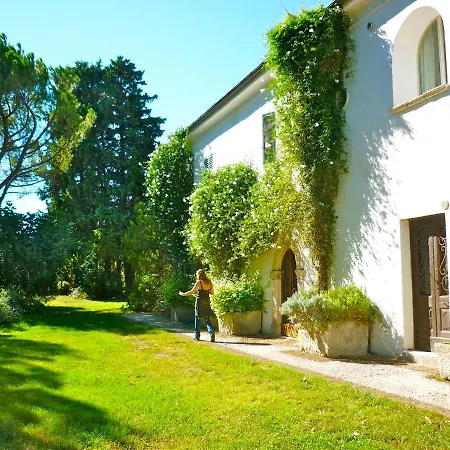 Alloggio per agriturismo Borgo Madonna Degli Angeli - Charming In The Gardens ! Tocco da Casauria